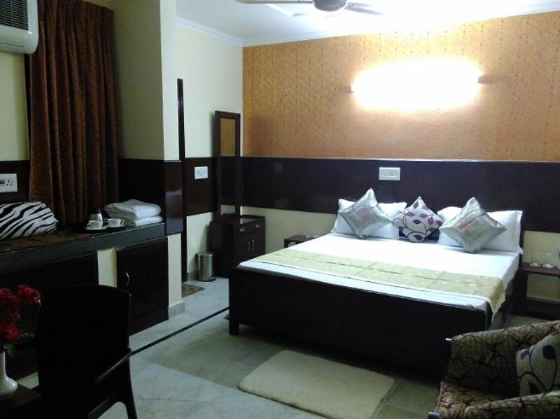 Hotel Olive & Blue - Govt Approved Hotel Near Delhi Airport Нью-Дели Экстерьер фото