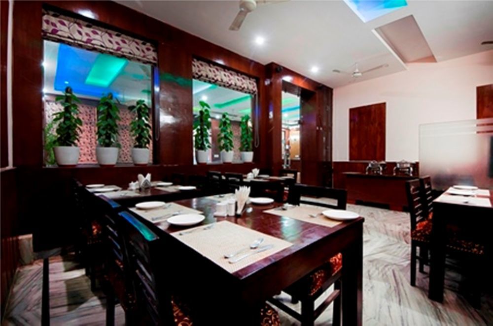 Hotel Olive & Blue - Govt Approved Hotel Near Delhi Airport Нью-Дели Экстерьер фото