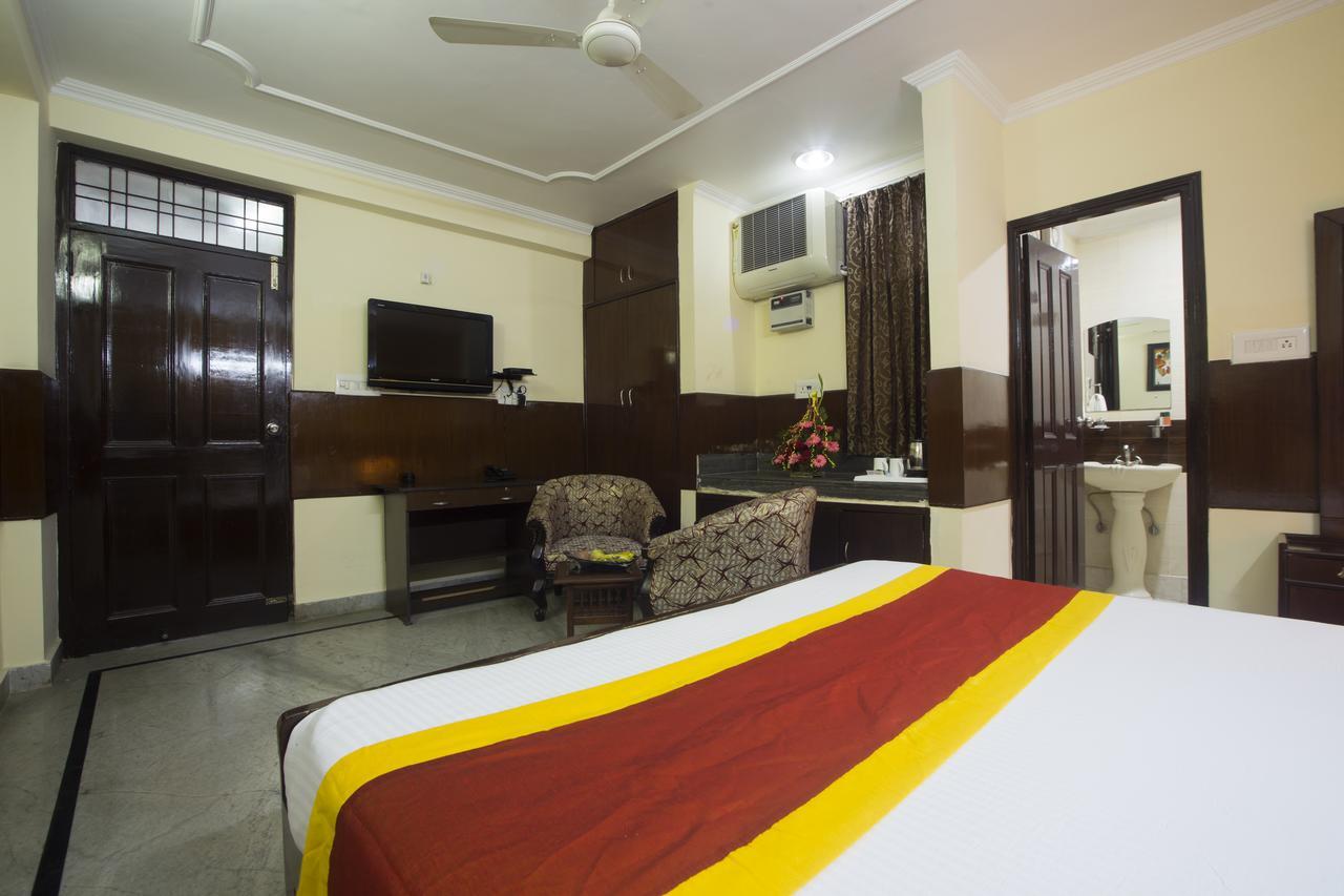 Hotel Olive & Blue - Govt Approved Hotel Near Delhi Airport Нью-Дели Экстерьер фото